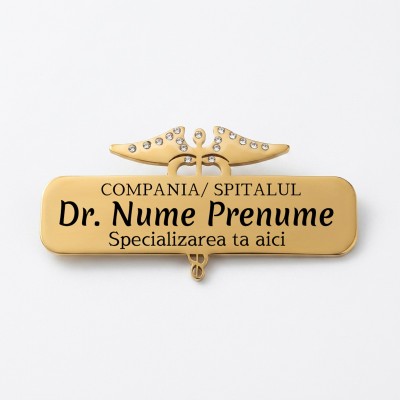 Ecuson Medical Personalizat din Inox Gold Plated – Caduceu cu Cristale, Gravură Laser | Nume, Specializare și Instituție