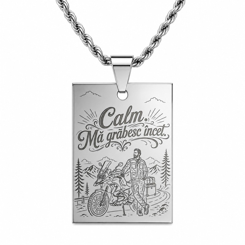 Colier Inox Dreptunghi Argintiu „Calm Mă grăbesc încet”| Cadou pentru motocicliști