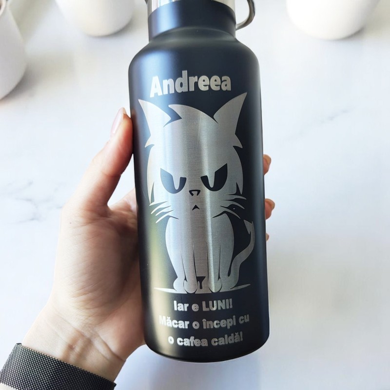                  Termos Personalizat Capac Bambus Inox Negru Cum Vrei Tu
               